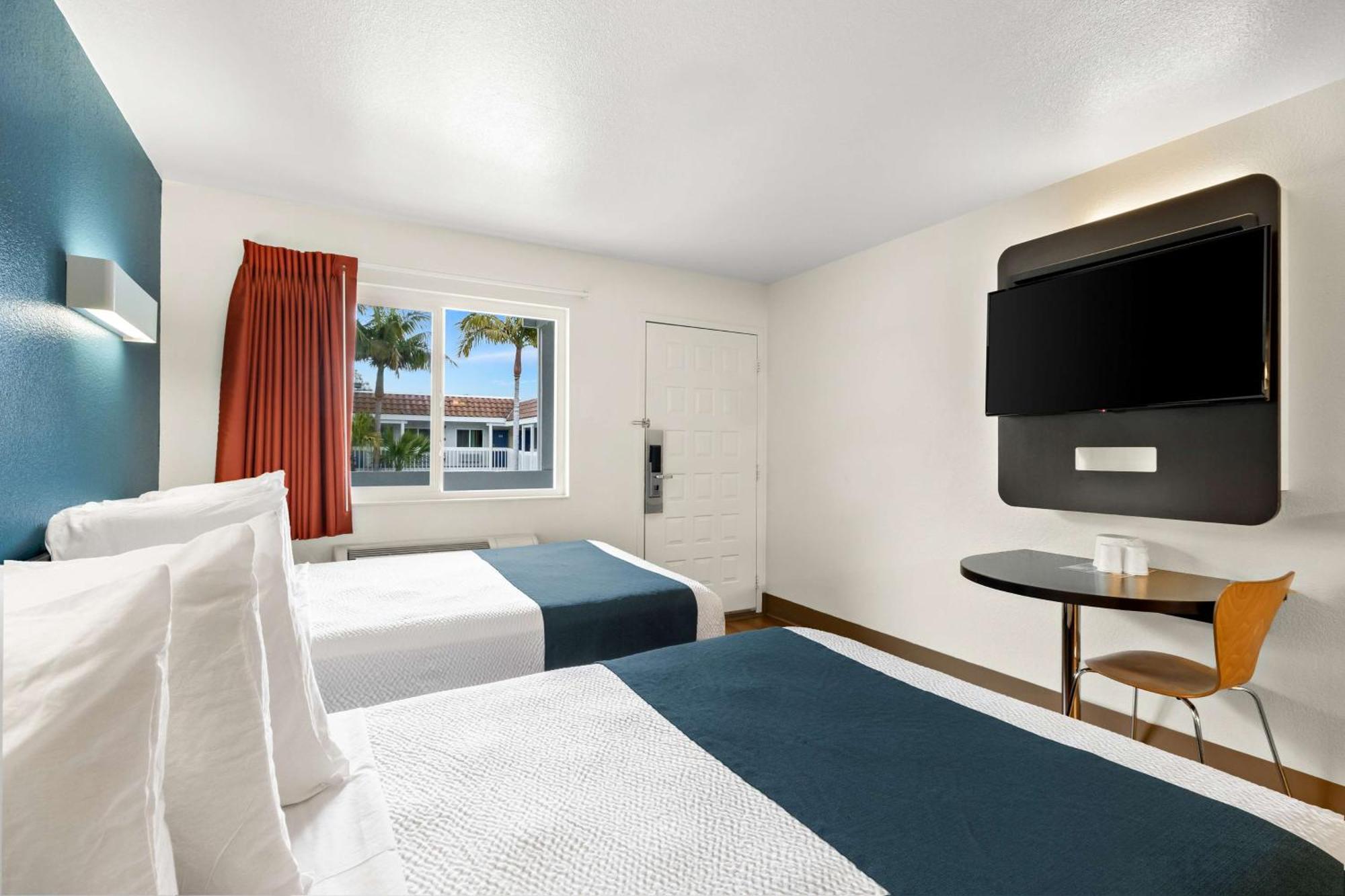 Studio 6 Suites Carpinteria, Ca Santa Barbara South Buitenkant foto